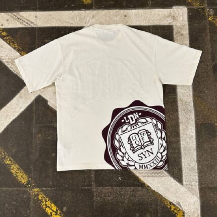 COLLEGE TEE – OFF WHITE